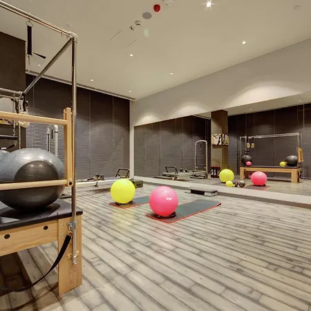 Doubletree By Hilton Готель 4*