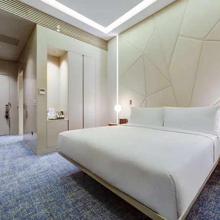 호텔 Doubletree By Hilton 아다나