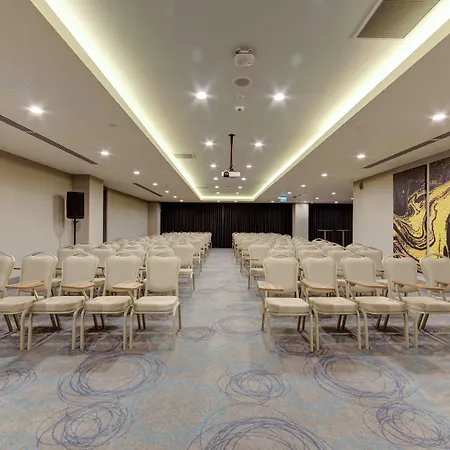 Doubletree By Hilton Otel 4*