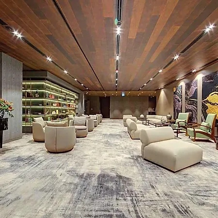 Doubletree By Hilton Hotel