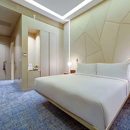 Doubletree By Hilton 4*