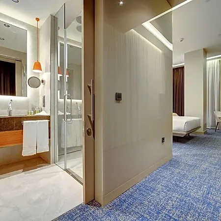Hotel Doubletree By Hilton