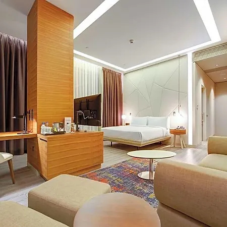 Doubletree By Hilton Hotel