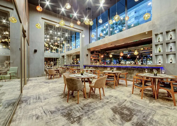 Doubletree By Hilton Готель Адана