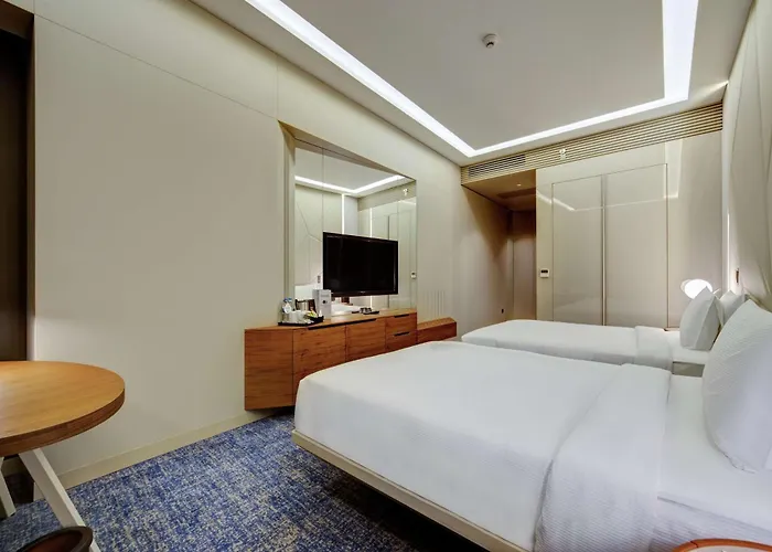 Готель Doubletree By Hilton