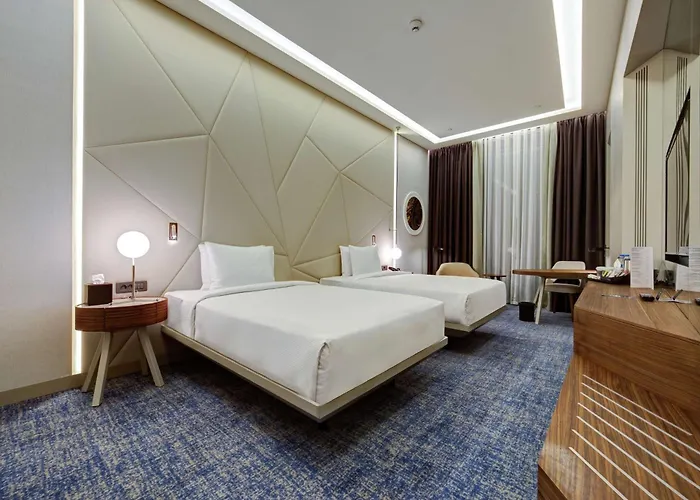 Doubletree By Hilton Готель Адана