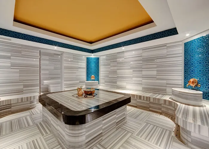 Doubletree By Hilton Готель