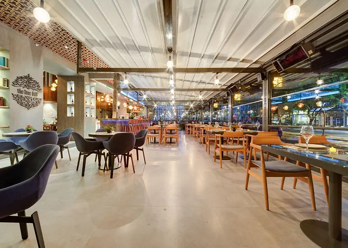 Doubletree By Hilton Готель Адана